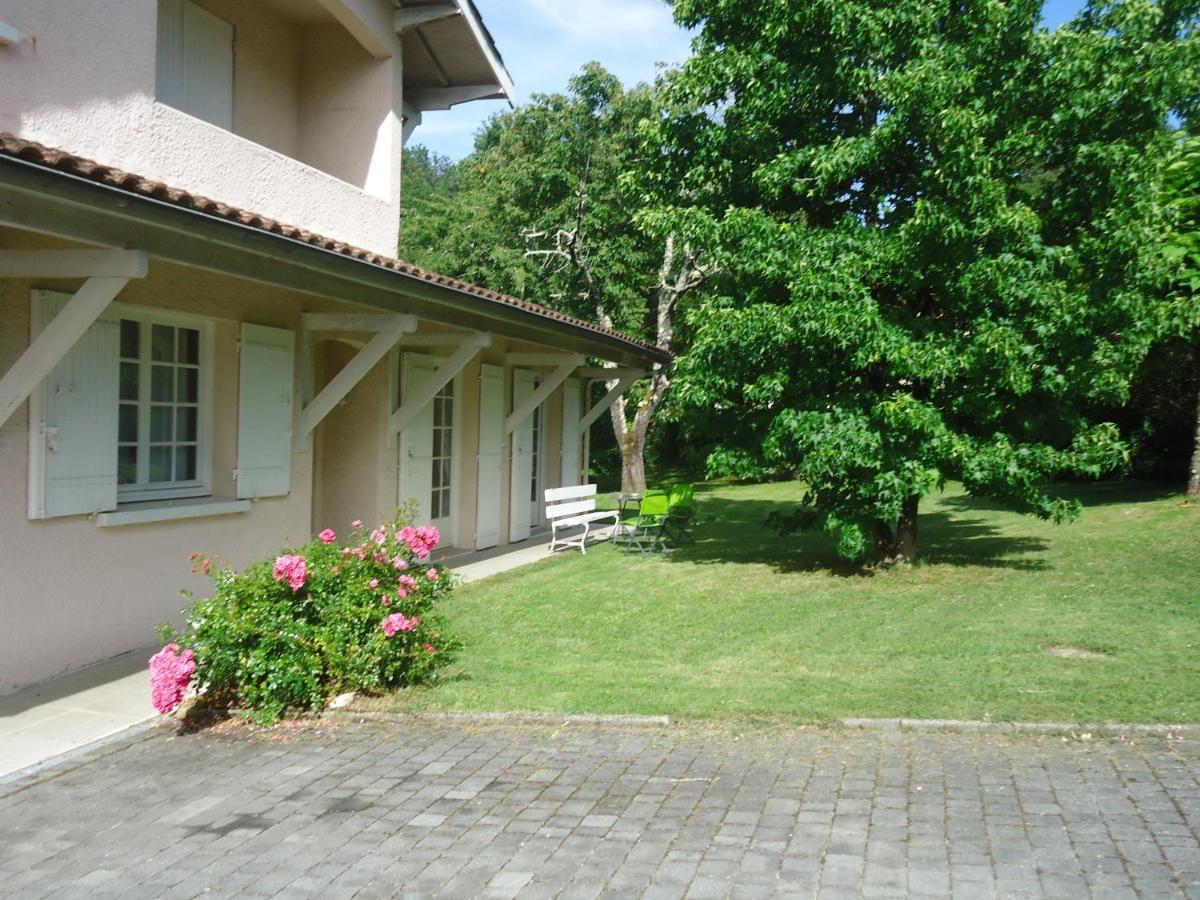 A La Cerisaie Bed and Breakfast Carignan-de-Bordeaux Eksteriør billede