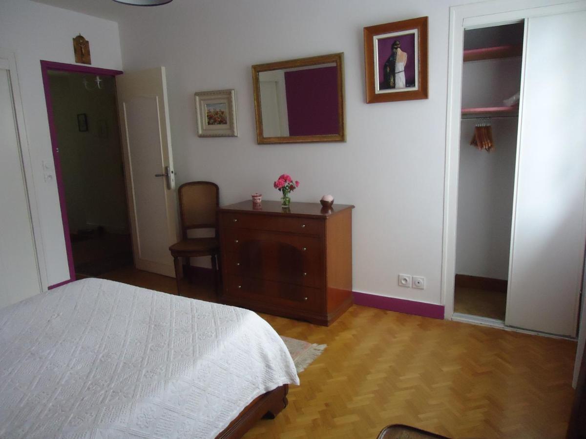 A La Cerisaie Bed and Breakfast Carignan-de-Bordeaux Eksteriør billede