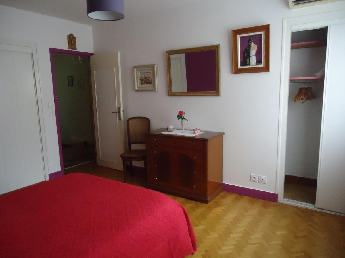 A La Cerisaie Bed and Breakfast Carignan-de-Bordeaux Eksteriør billede